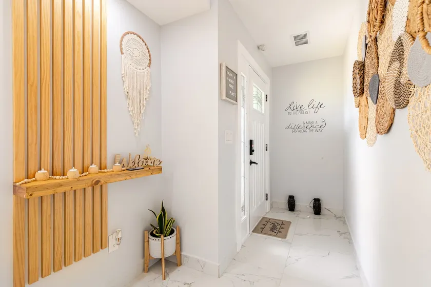 Orlando Luxury Boho - Image 1