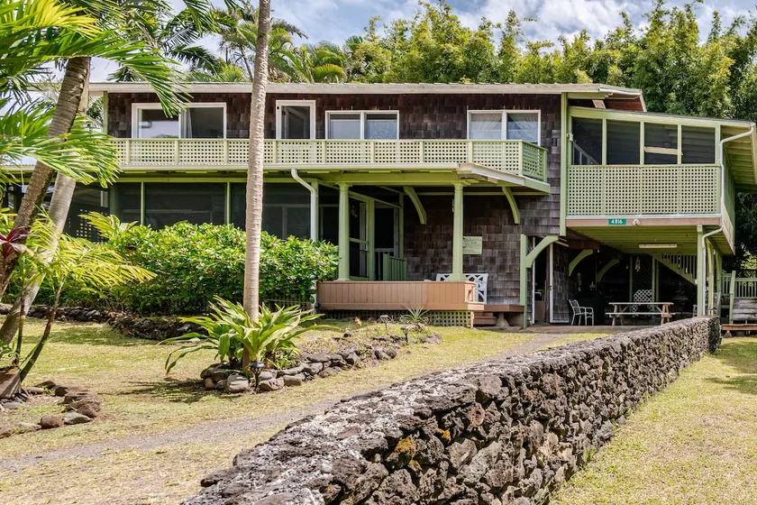 STHA 2017/0002 TA-061-740-4416-01 Hana Maui, Hawaii - Image 1
