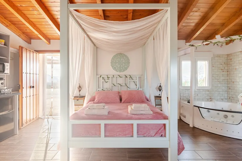 La Pastora country house with a private pool - Image 1