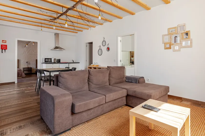 Apartment with Jacuzzi in the room - Image 1