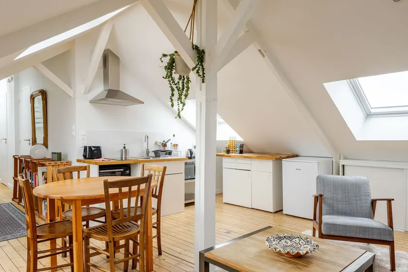 Quiet and Cozy Apartment (2-bedroom) - near the station - Image 1