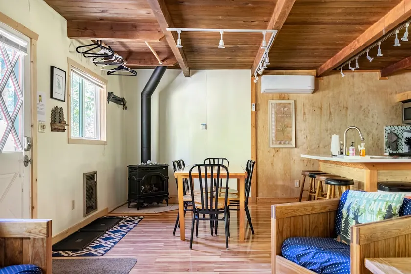 Mt. Baker Twin Tree House 1 Glacier 4 beds hot tub - Image 1