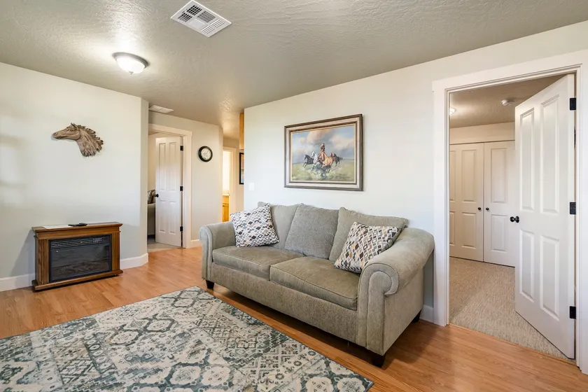 Lakehouse Apartment with amazing views - Image 1