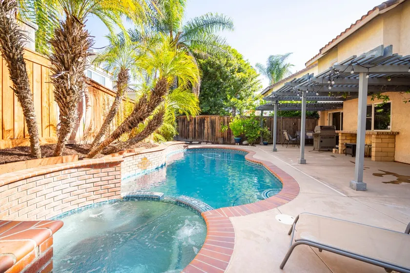 Peaceful Temecula Valley | Pool, Hot Tub, and Pets - Image 1