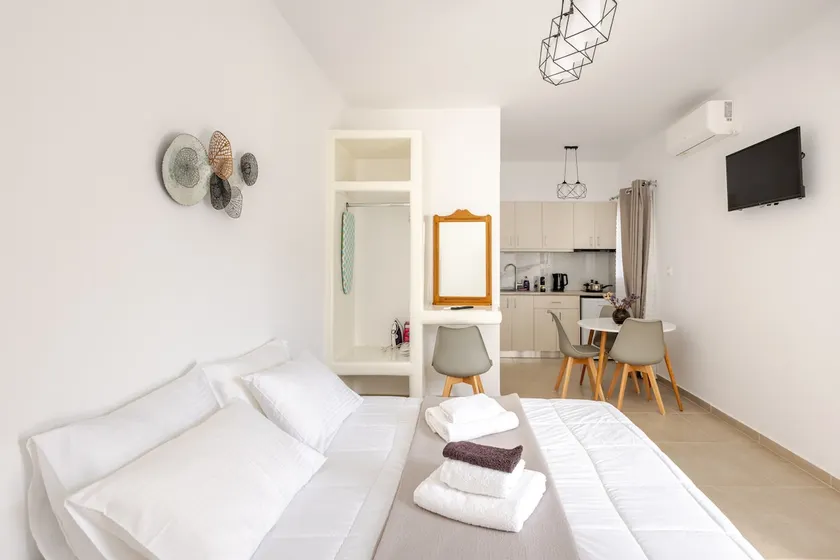 Sweet Home III - Image 1