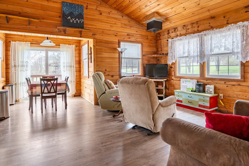 Cinnamon Cottage - Image 1