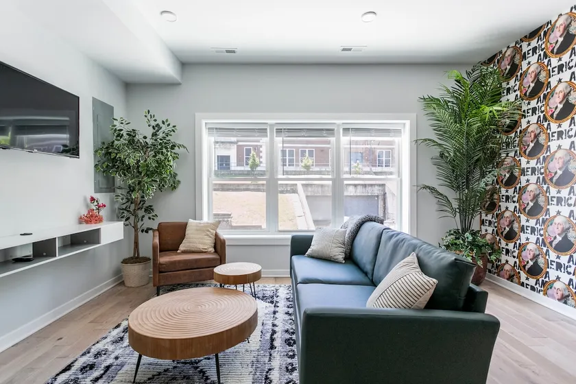 Family Friendly HQ - Historic DC 3BR & 3BA - Image 1