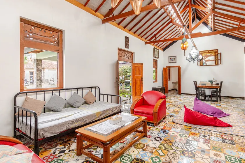VillaArl Lembang hillside +pool 3Bedroom 9+guest - Image 1