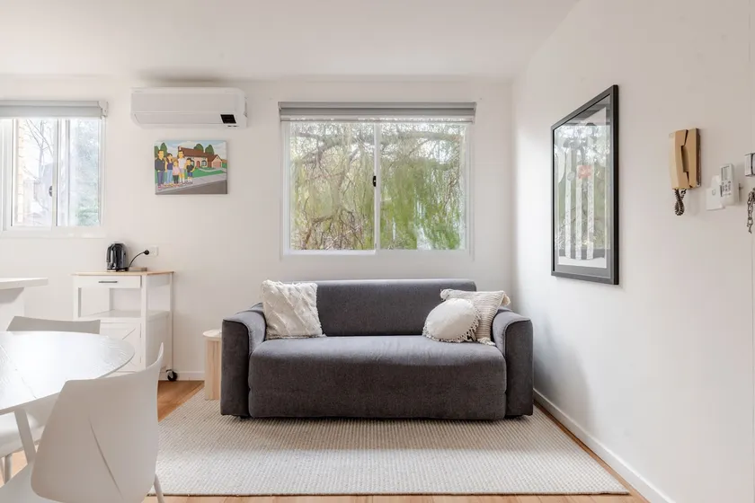 MCG accomodation - Image 1