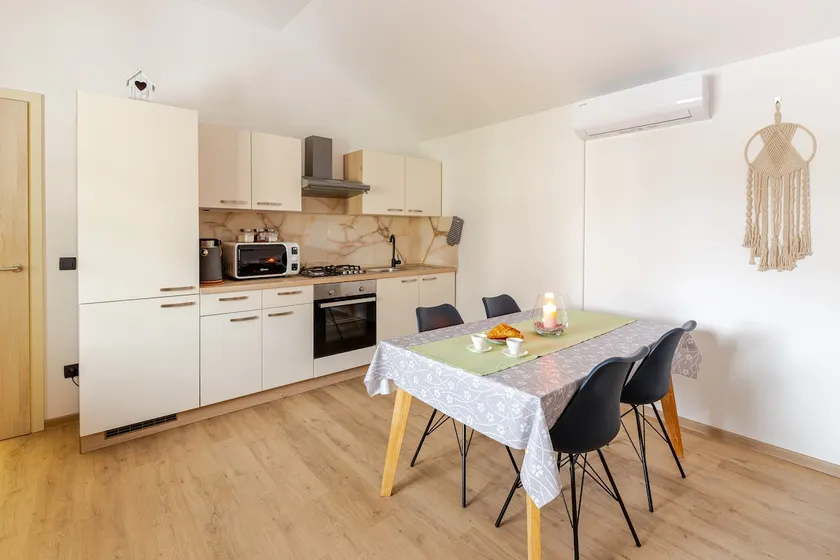 Cuckoo's Alpine Nest Apt. 4 - Image 1