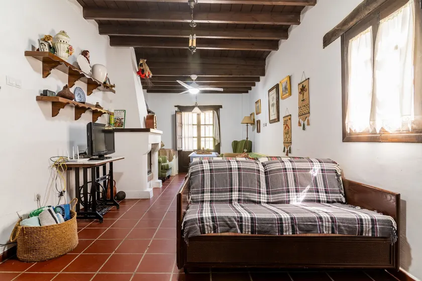 House in the Guainos Altos Valley - Image 1