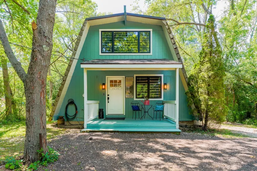 Root River Hideaway: A-Frame Escape in the Woods - Image 1