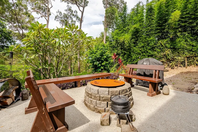 Scenic Stay w/ Fire Pit & Hot Tub | Beach - 10 min - Image 1