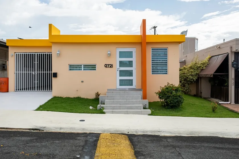 Beautiful Accessible Home - Image 1