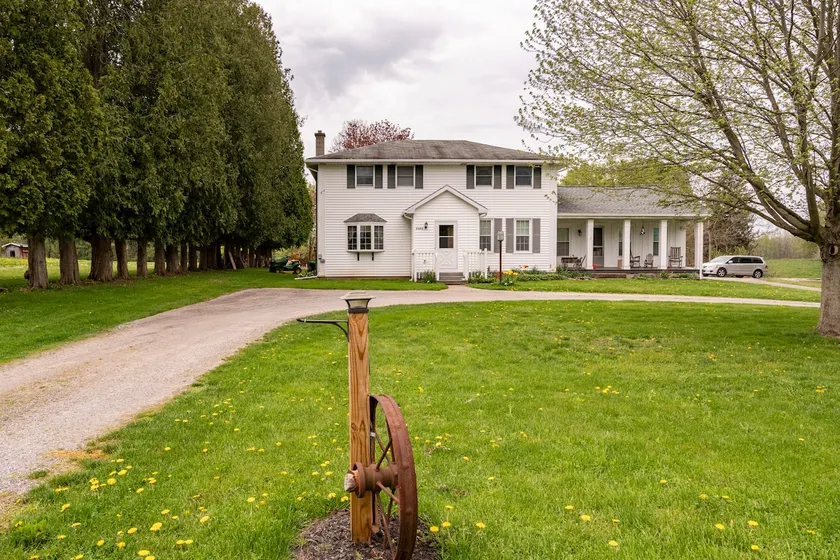 Country apartment - Image 1