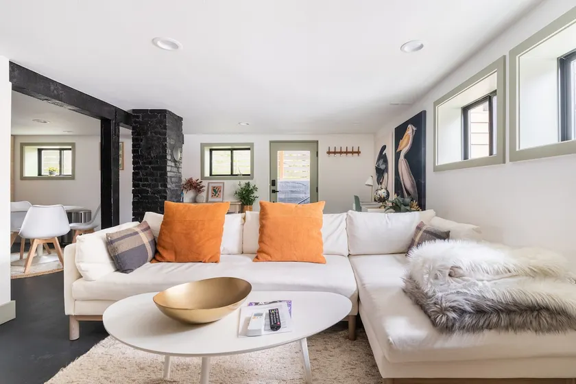Stylish Wallingford Retreat - Walk to Gas Works - Image 1