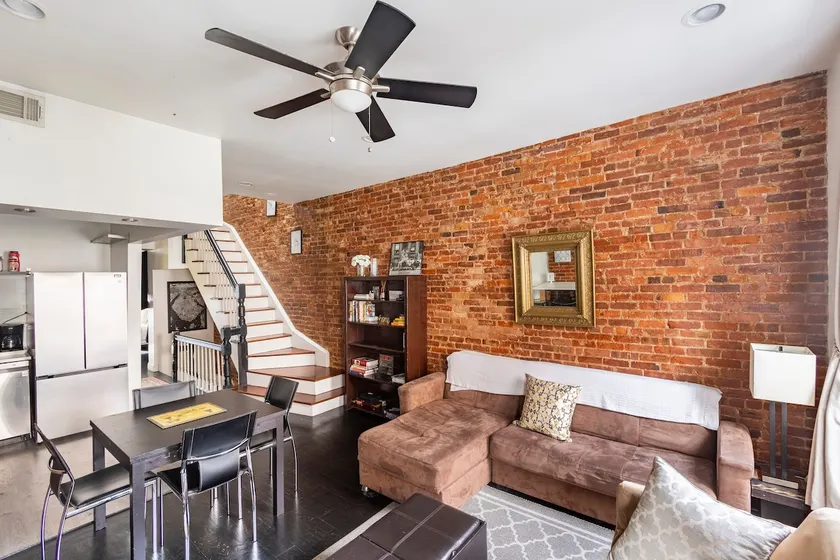 Large Duplex with private suite - Image 1