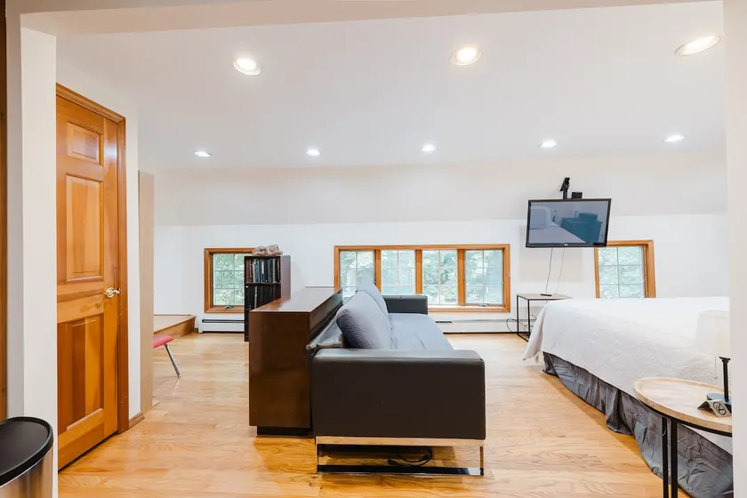 Private estate apartment. - Image 1