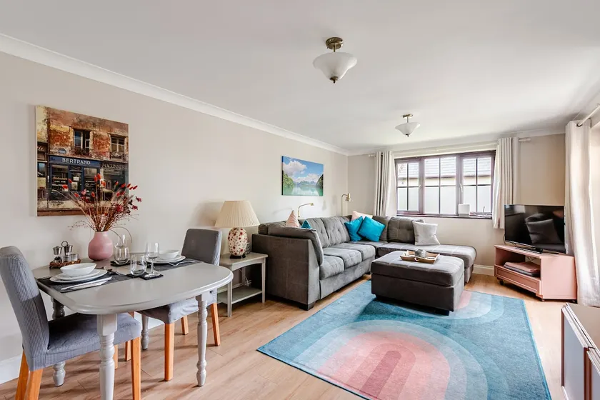 Little Vicarage, home from home - Image 1