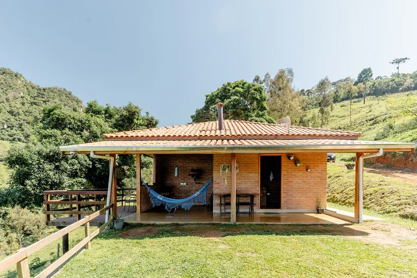 Coimbra Valley Cottage 1 - Image 1