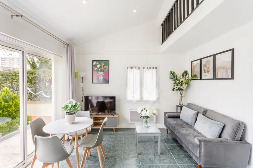 Cozy 2 bedroom new apartment near Paris- Max 4 - Image 1