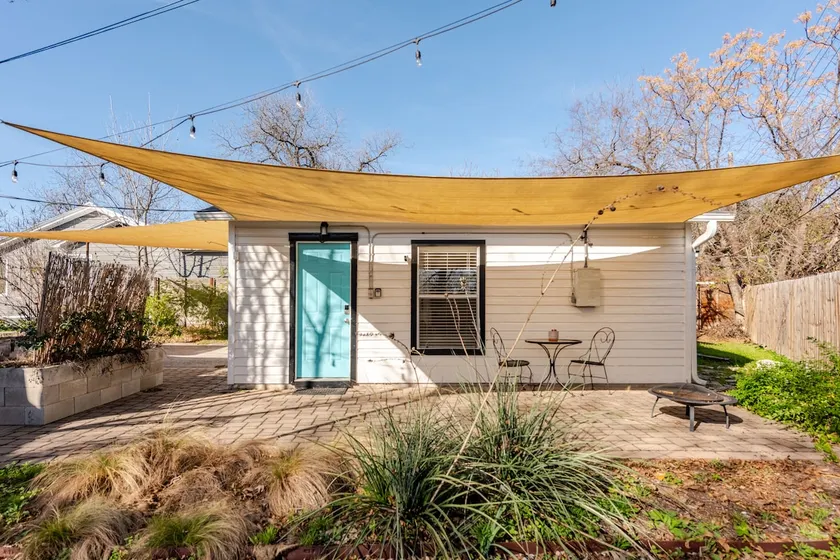 Walk to Stadium | Hot Tub | 1mi UT | 2.2mi to DT - Image 1