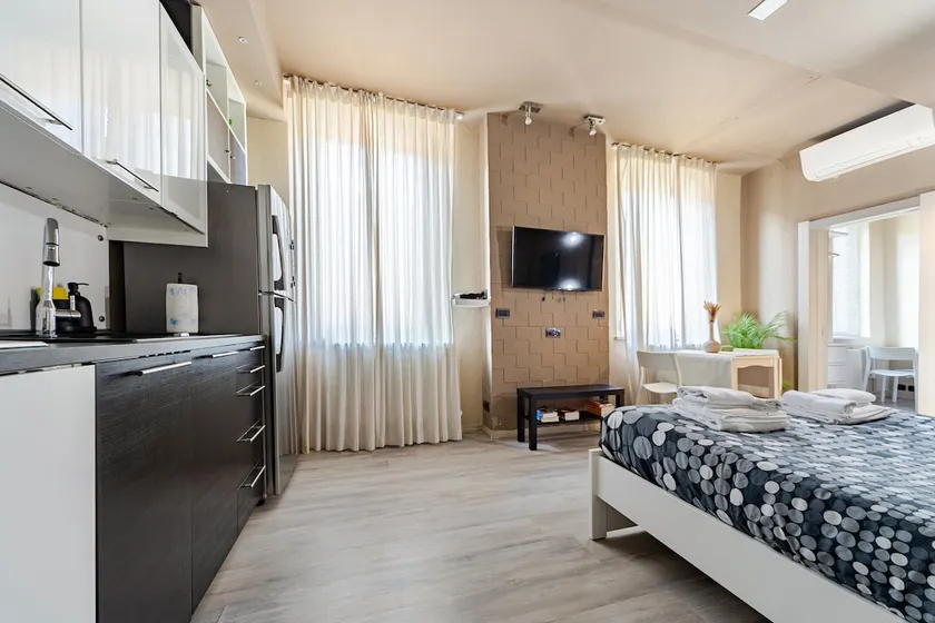 [Centro Modena]Suite |Netflix| Family|Free Parking - Image 1