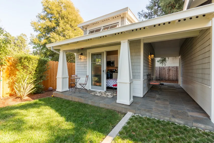 Charming Studio - Image 1