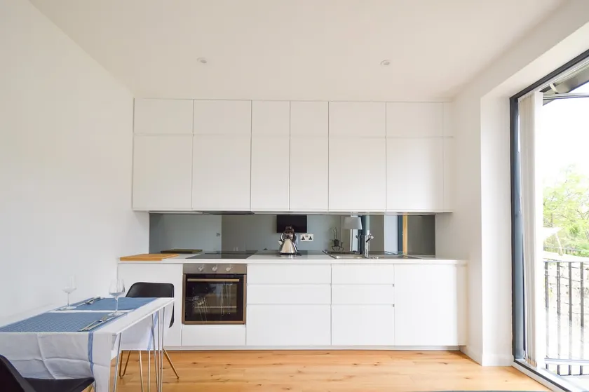 Outstanding One Bedroom Bath Apartment, Sleeps 2 - Image 1