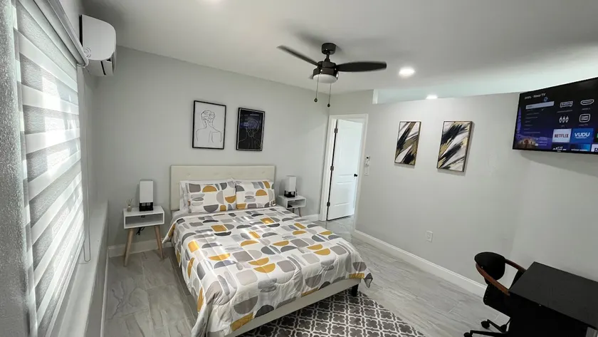 VillaBella Cozy & Bright 1BR | QuietArea + Beaches - Image 1
