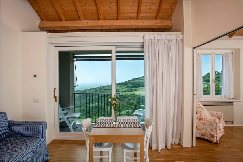 Podere Castagnè - CORAL TREE APARTMENT - Image 1