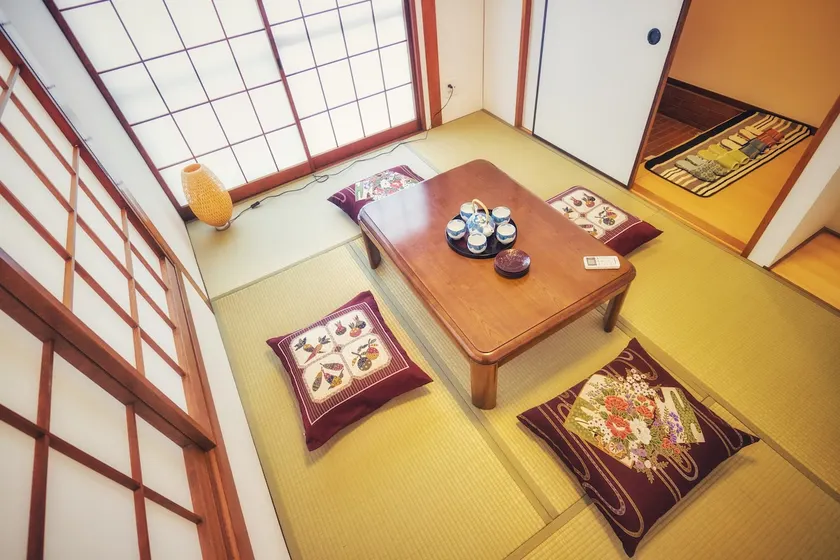 2 toilets 2 bathrooms/Direct to Shinjuku/Akihabara/Tokyo/Narita Airport/Sky Tree 10 minutes/Asakusa 14 minutes/9 minutes walk to natural hot springs - Image 1