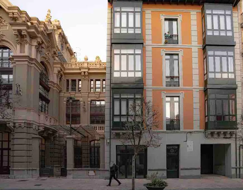 Apartamento Palacio Valdés, centro Avilés, con parking - Image 1