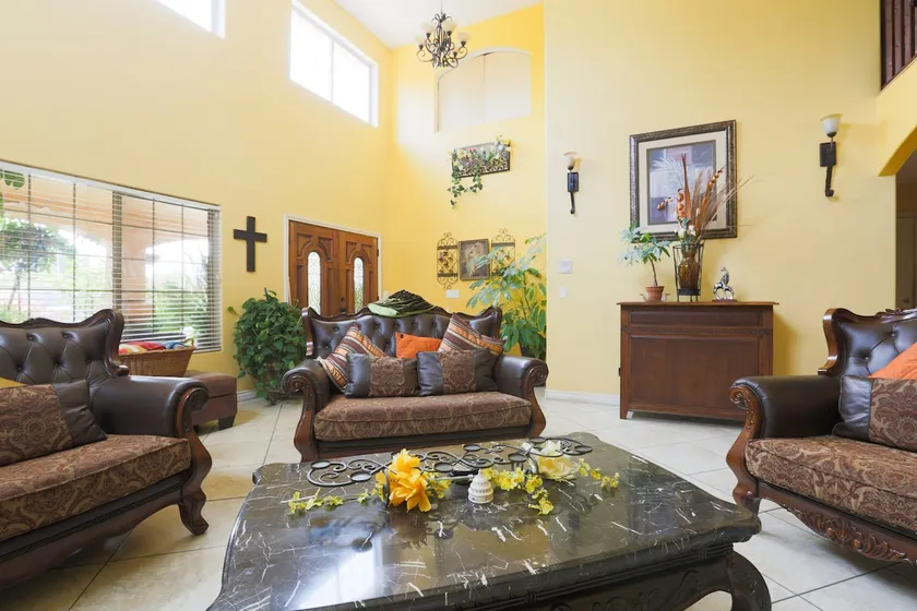 Beautiful and Spacious Hacienda Ranch Home - Image 1