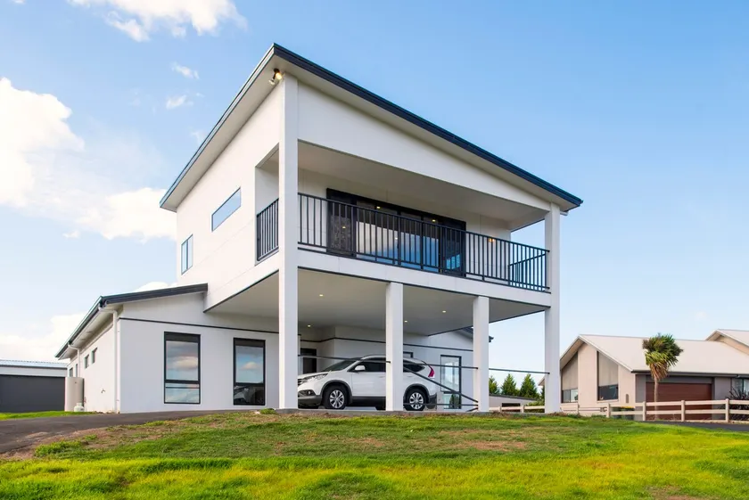 One Skyline Executive Residence - Image 1