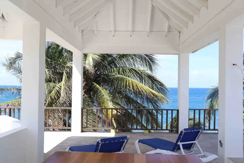 Cacona Villa - Spacious Beach-Front Villa - Image 1