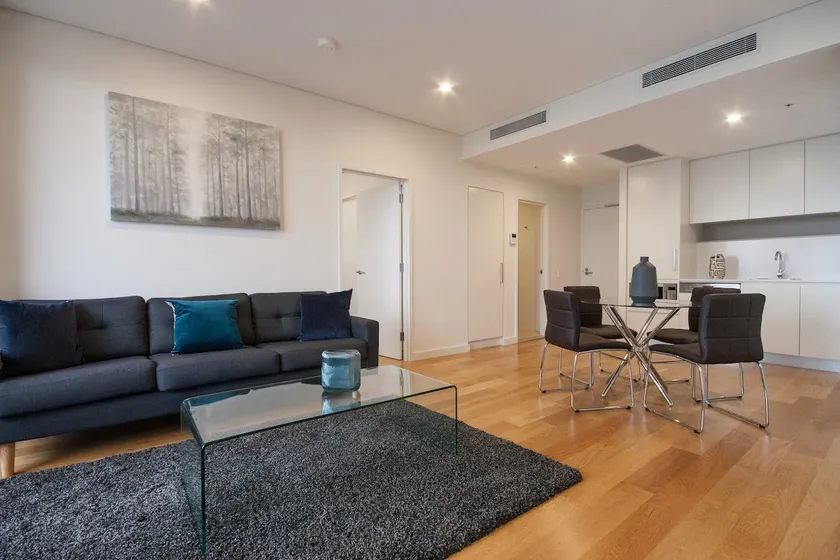 Fabulous Corporate Apartment Macquarie Park M907 - Image 1