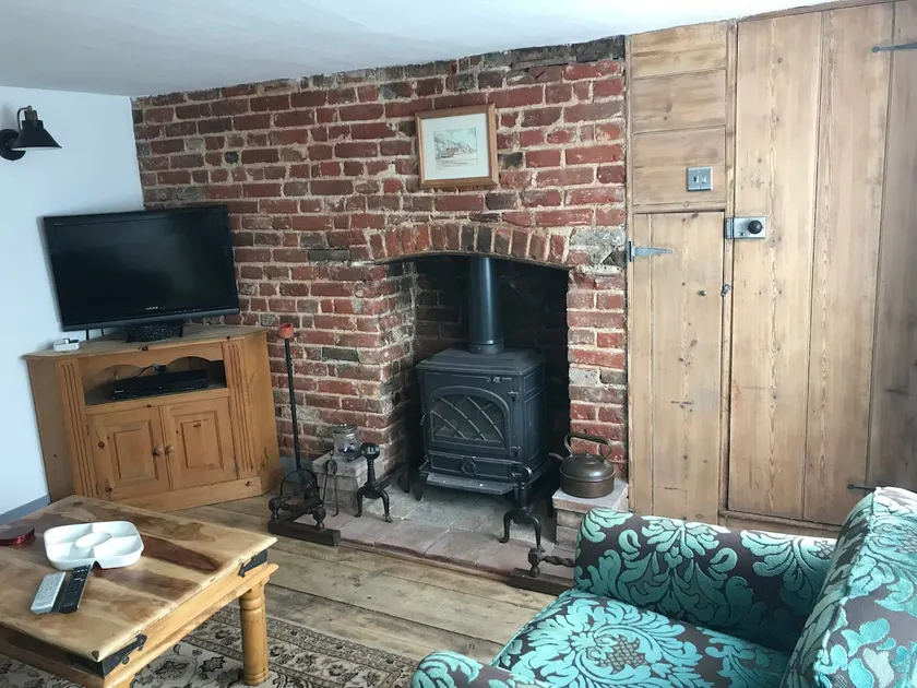 Jacks Cottage Sculthorpe North Norfolk - Image 1