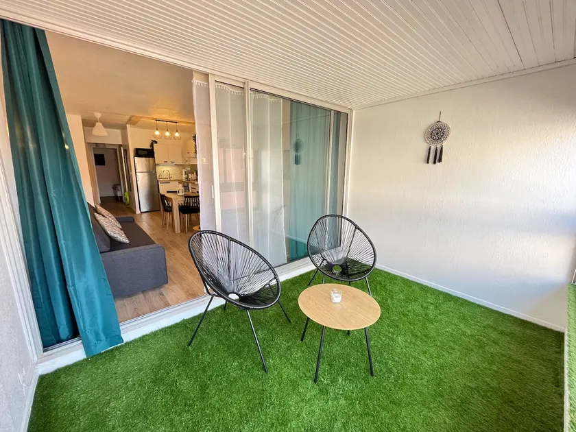 Elegant & Cozy apartment in the heart of Cape Town! - Image 1
