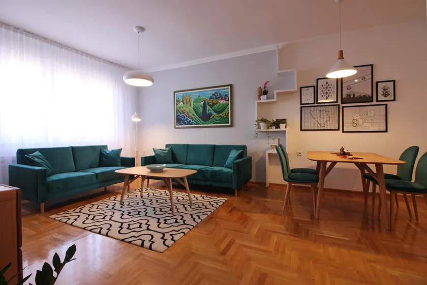 Central Residence - Image 1