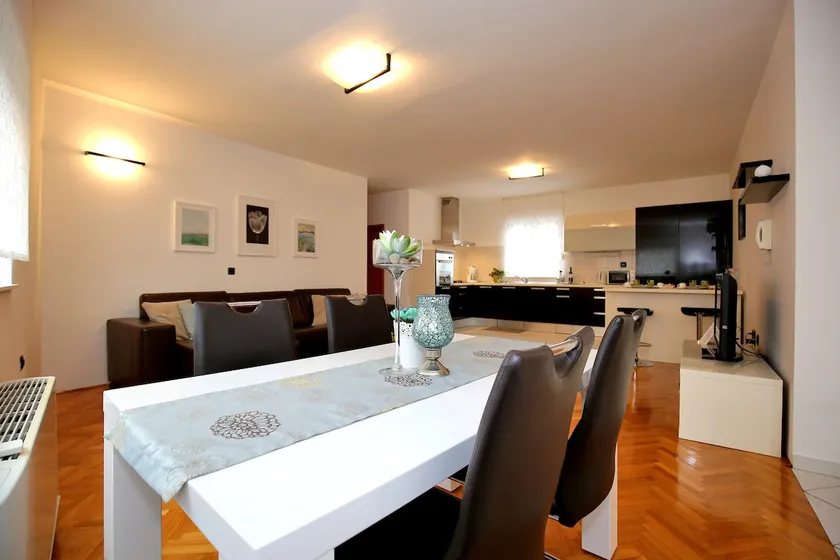 City Gallery Apartment - Image 1
