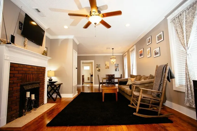Owl's Nest Cottage $30Pet Fee - Image 1