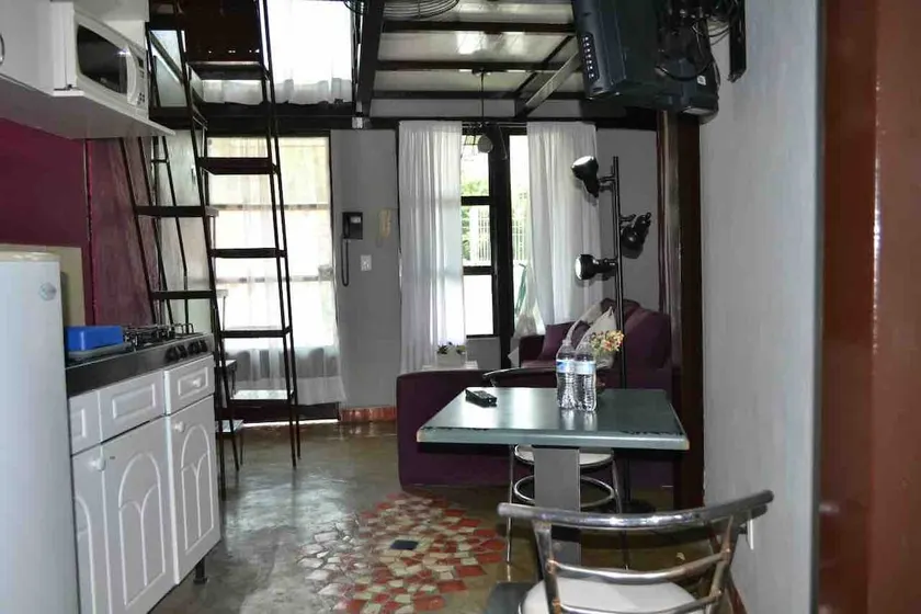 C9 Unique two storey loft Guadalupe Inn - Image 1