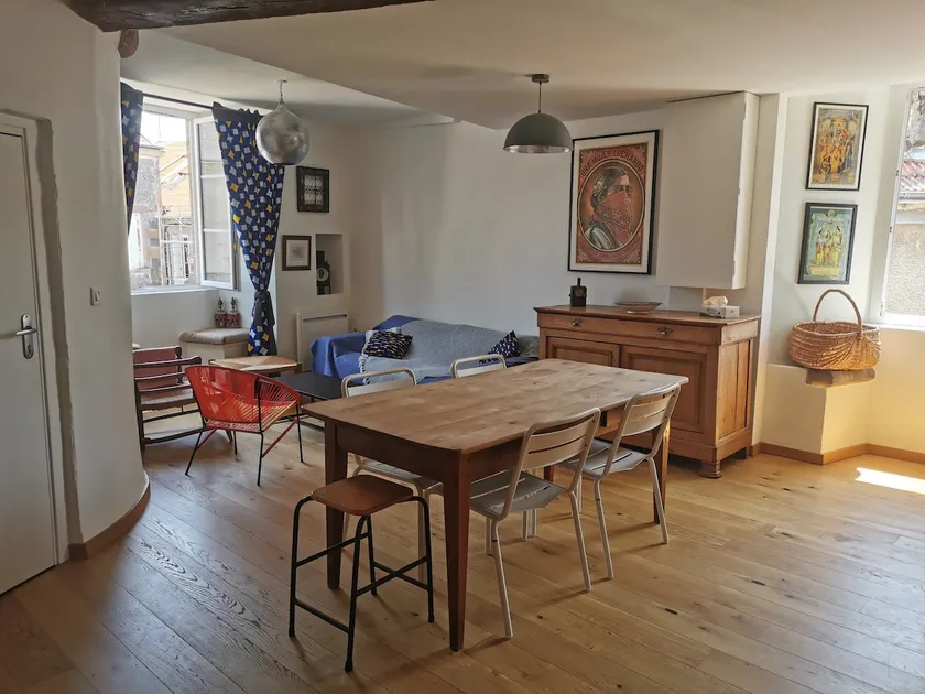 Charming 4 rooms, building 1530 - Image 1