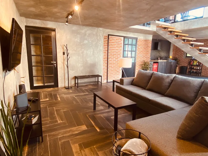 Beautiful New York-style loft 8 minutes from Val'Quirico - Image 1