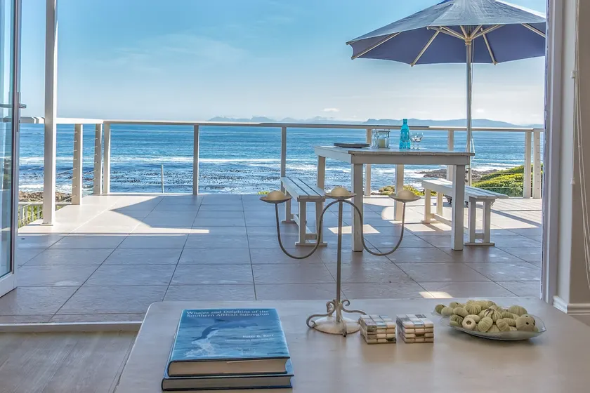 Ons C-Huis - Gansbaai Seafront Accommodation, back-up power - Image 1