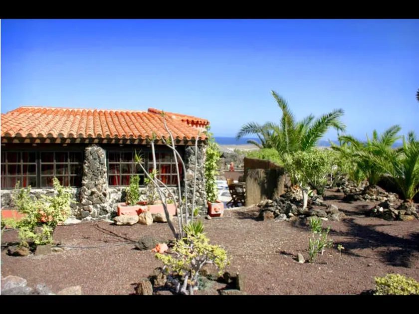 Charmigt hus, fantastisk havsutsikt. Privat terrass - Image 1
