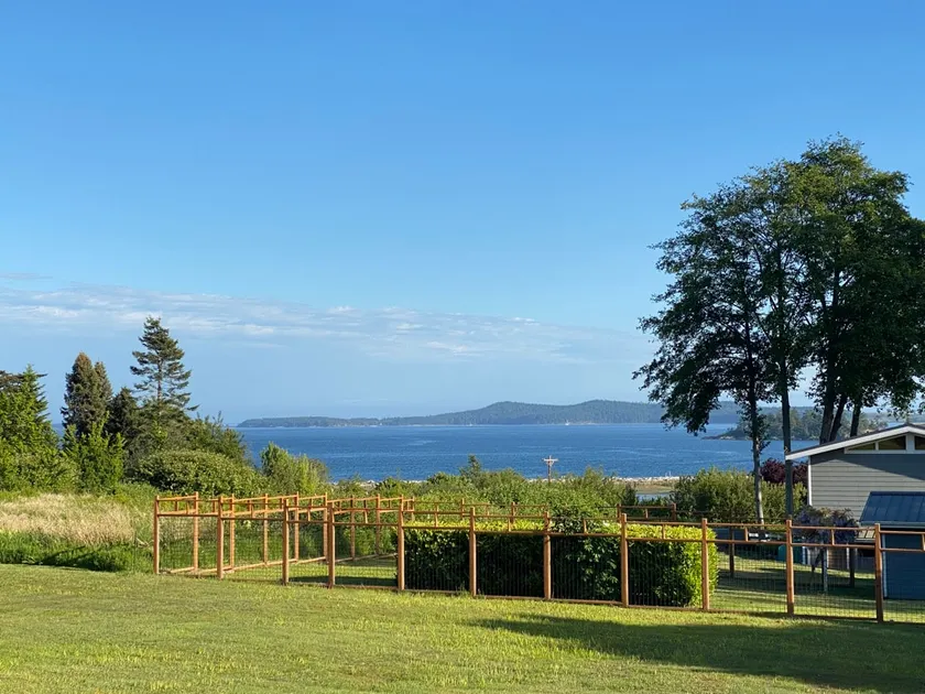 Friday Harbor Delight - Spacious Home w/Ocean View - Image 1