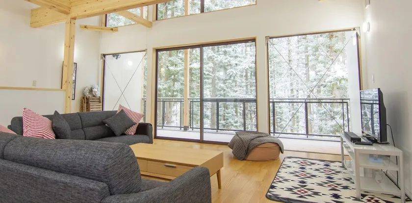 Alps Retreat Chalet - Image 1