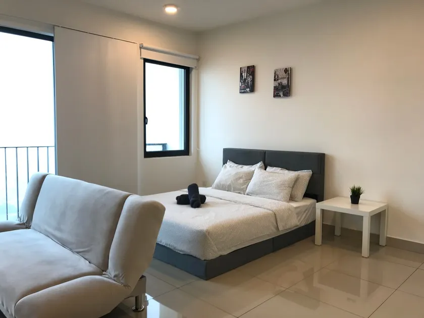 CozyStudio 2pax #5 @ TrefoilSetiaAlam {WiFi/TV box} - Image 1